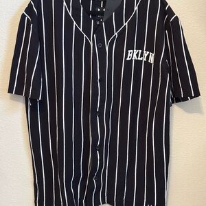 BKLYN Black and White Striped Men's Large Jersey